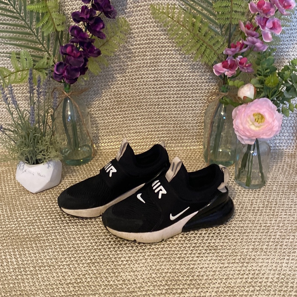 Nike air play shoes 😍😍 slip on🥰🥰